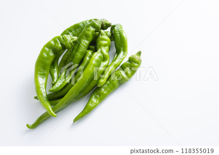 Fresh Manganji peppers 118355019