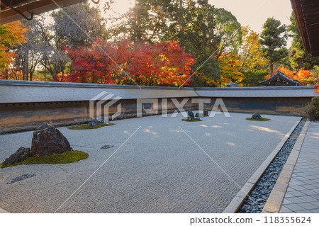 Autumn scenery of Kyoto Ryoanji Hojo garden 118355624