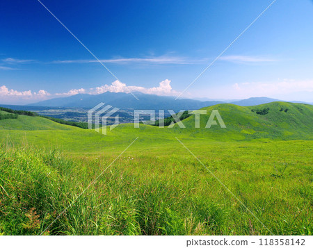霧峰草原和卡博喬山 霧峰草原和卡博喬山 118358142