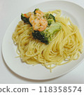 delicious pasta 118358574