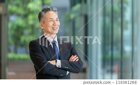 Businessman senior portrait Businessman senior portrait 118361268