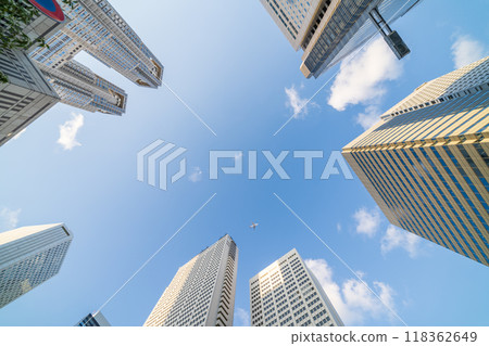 Looking up at the buildings in Shinjuku Shinjuku, "Tokyo" Looking up at the buildings in Shinjuku Shinjuku, "Tokyo" 118362649