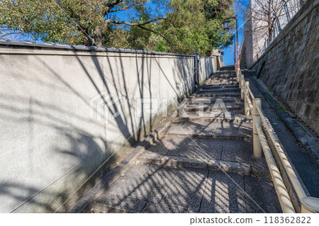 Kuchinawazaka, one of the Seven Hills of Tennoji, Osaka City 118362822