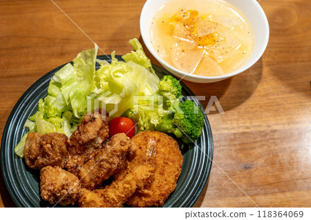 油炸食品和健康湯 油炸食品和健康湯 118364069