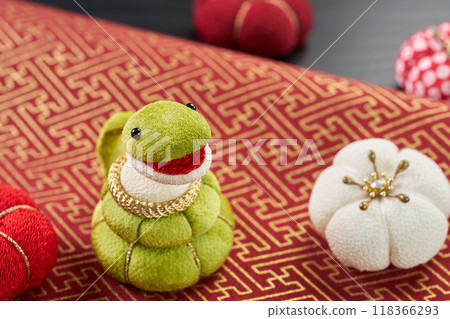 New Year's snake image 118366293