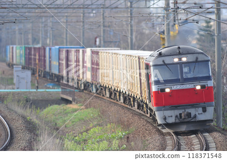 千歲線 北廣島島松 JR Freight DF200-104(鷲別) 千歲線 北廣島島松 JR Freight DF200-104(鷲別) 118371548