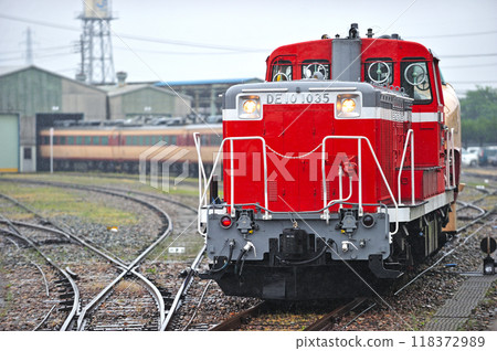 Hokuriku Main Line, Matsuto, Matsuto Main Office, Matsuto Factory, 489 series, H01 train (Kanazawa), DE10-1035, scrapped and sent back Hokuriku Main Line, Matsuto, Matsuto Main Office, Matsuto Factory, 489 series, H01 train (Kanazawa), DE10-1035, scrapped and sent back 118372989