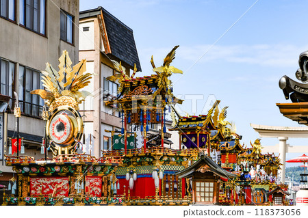 Autumn Takayama Festival: Float parade 118373056