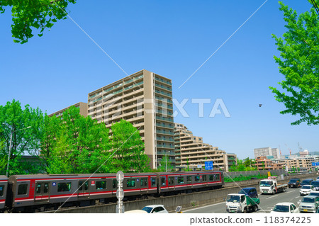 [大阪府] 桃山台站週邊的新禦堂筋、北大阪快車，五月綠意盎然 118374225