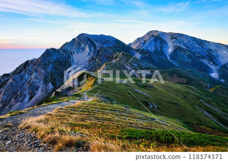 北阿爾卑斯山的白馬矢裡岳與守古岳 118374371