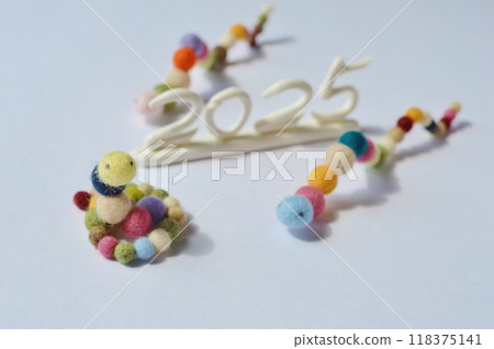 New Year's material: snake made from wool felt ball 118375141