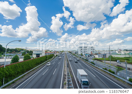 Scenery around Urawa on the Tohoku Expressway in Saitama Prefecture Scenery around Urawa on the Tohoku Expressway in Saitama Prefecture 118376047