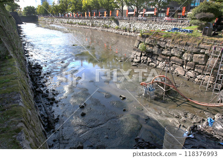 和歌山城護城河排水 118376993