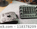 A left-hand device that acts as an auxiliary tool for keyboard input 118378209