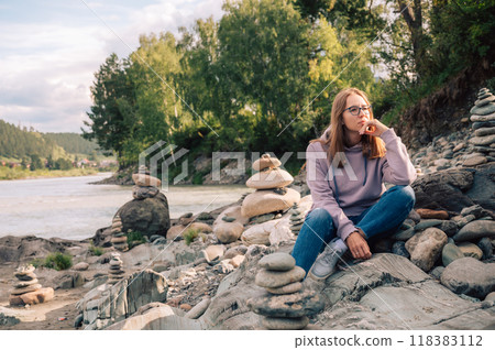 Woman at the river Katun Woman at the river Katun 118383112