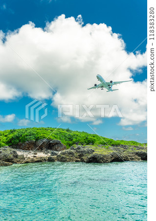 搭乘飛機和海上的度假村之旅 118383280