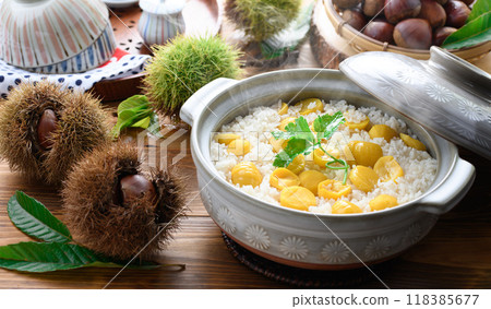 秋天的味道:砂鍋栗子飯 秋天的味道:砂鍋栗子飯 118385677