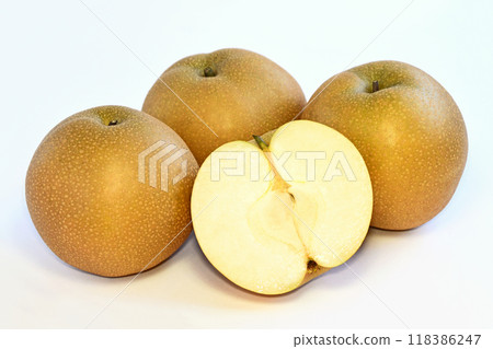 Pear 118386247
