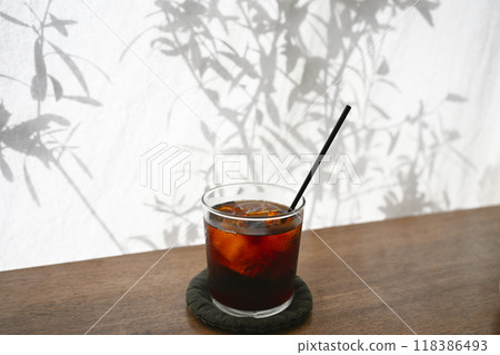 iced coffee iced coffee 118386493