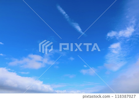 blue sky and white clouds 118387027