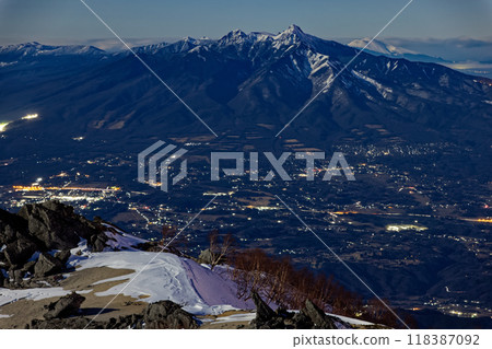 Moonlit Yatsugatake mountain range and Mt. Asama seen from Mt. Houou and Mt. Kannon in the Southern Alps Moonlit Yatsugatake mountain range and Mt. Asama seen from Mt. Houou and Mt. Kannon in the Southern Alps 118387092