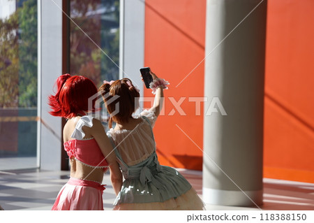 可愛的女 cosplayer 自拍 118388150