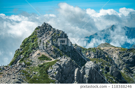 Summer at Mt. Hoken under the blue sky 118388246