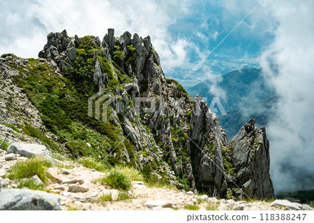 Senjojiki Cirque in the mist 118388247