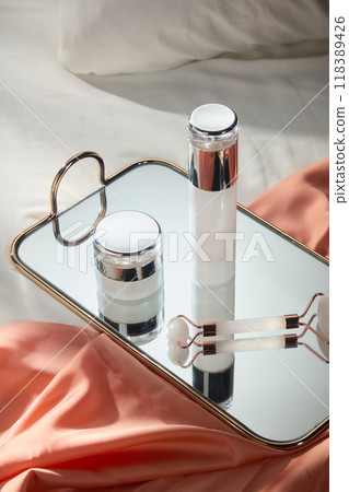 High-end beauty product advertising photo template 118389426