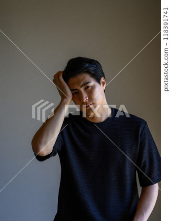 很酷的男性肖像 很酷的男性肖像 118391741