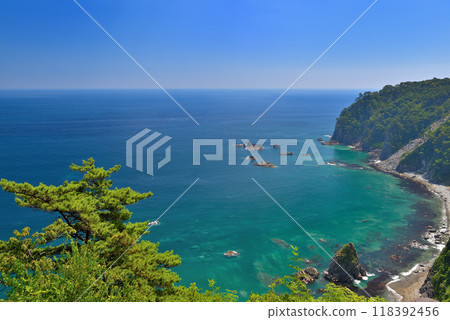 東北、宇之須懸崖、岩手縣田野畑村南側展望台，彷彿公園就在懸崖頂上 (3) 118392456