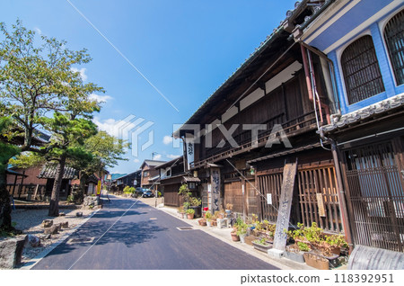 "Sekijuku, streetscape in front of Jizo-in Temple" Old Tokaido road, Mie prefecture, old streetscape 118392951