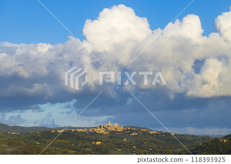 San Gimignano, UNESCO site, Tuscany, Italy San Gimignano, UNESCO site, Tuscany, Italy 118393925