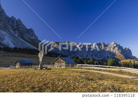 Peitlerkofel Mountain, Dolomiti near San Martin De Tor, South Tyrol, Italy 118395118