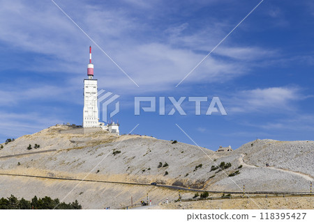 Mont Ventoux (1912 m), department of Vaucluse, Provence, France Mont Ventoux (1912 m), department of Vaucluse, Provence, France 118395427