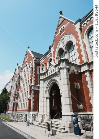 [Vertical photo] Keio University Library Old Building 118395644
