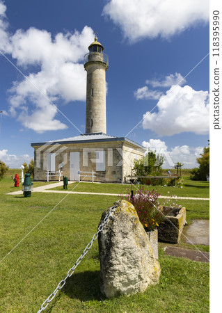 lighthouse called Phare de Richard in Aquitaine, France 118395990