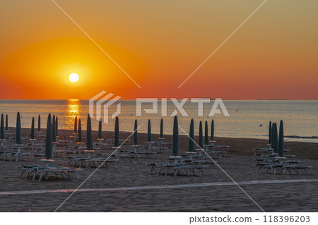 Sunset in Rodi Garganico, Apulia, Italy Sunset in Rodi Garganico, Apulia, Italy 118396203