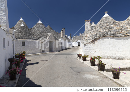 Trulli houses in Alberobello, UNESCO site, Apulia region, Italy Trulli houses in Alberobello, UNESCO site, Apulia region, Italy 118396213