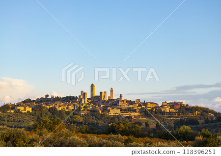 San Gimignano, UNESCO site, Tuscany, Italy San Gimignano, UNESCO site, Tuscany, Italy 118396251