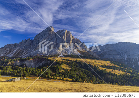 Peitlerkofel Mountain, Dolomiti near San Martin De Tor, South Tyrol, Italy Peitlerkofel Mountain, Dolomiti near San Martin De Tor, South Tyrol, Italy 118396675