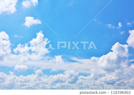夏天藍天和雲彩 118396802