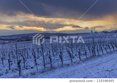 Calvary near Hnanice, Znojmo region, Southern Moravia, Czech Republic Calvary near Hnanice, Znojmo region, Southern Moravia, Czech Republic 118396995