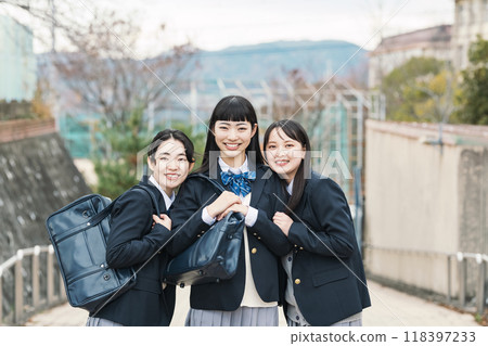 女子高中肖像 女子高中肖像 118397233