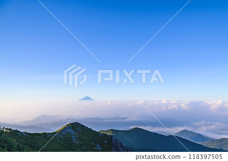 A spectacular view of Mt. Fuji and the sea of clouds in the early morning from Mt. Kinpu A spectacular view of Mt. Fuji and the sea of clouds in the early morning from Mt. Kinpu 118397505