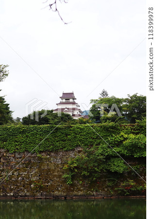 Wakamatsu Castle (Tsuruga Castle), which served as a military base during the Boshin War Wakamatsu Castle (Tsuruga Castle), which served as a military base during the Boshin War 118399978