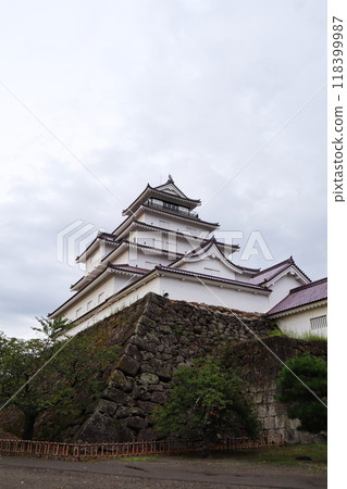 Wakamatsu Castle (Tsuruga Castle), which served as a military base during the Boshin War Wakamatsu Castle (Tsuruga Castle), which served as a military base during the Boshin War 118399987