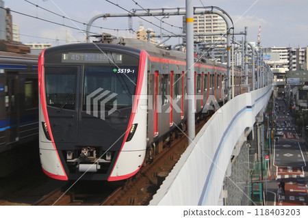 [A] 都營地鐵淺草線5500型（機場快線：京急線） 118403203