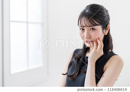 Beauty woman. 118406619