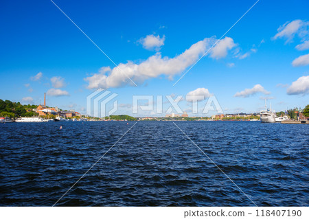 從瑞典斯德哥爾摩 Ridderholmen 島看到的梅拉倫湖（Riderfjord） 118407190